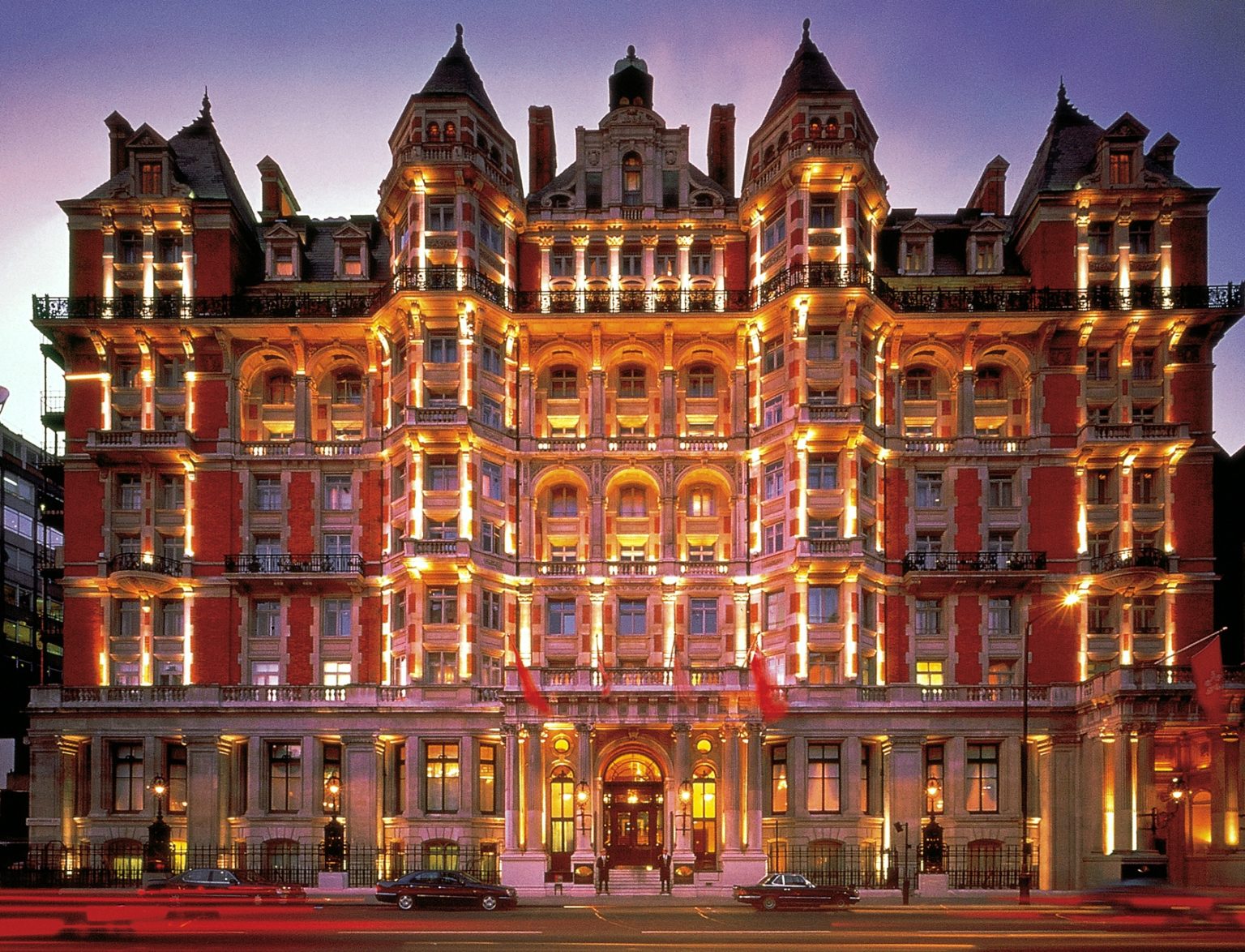 best tourist hotels in london